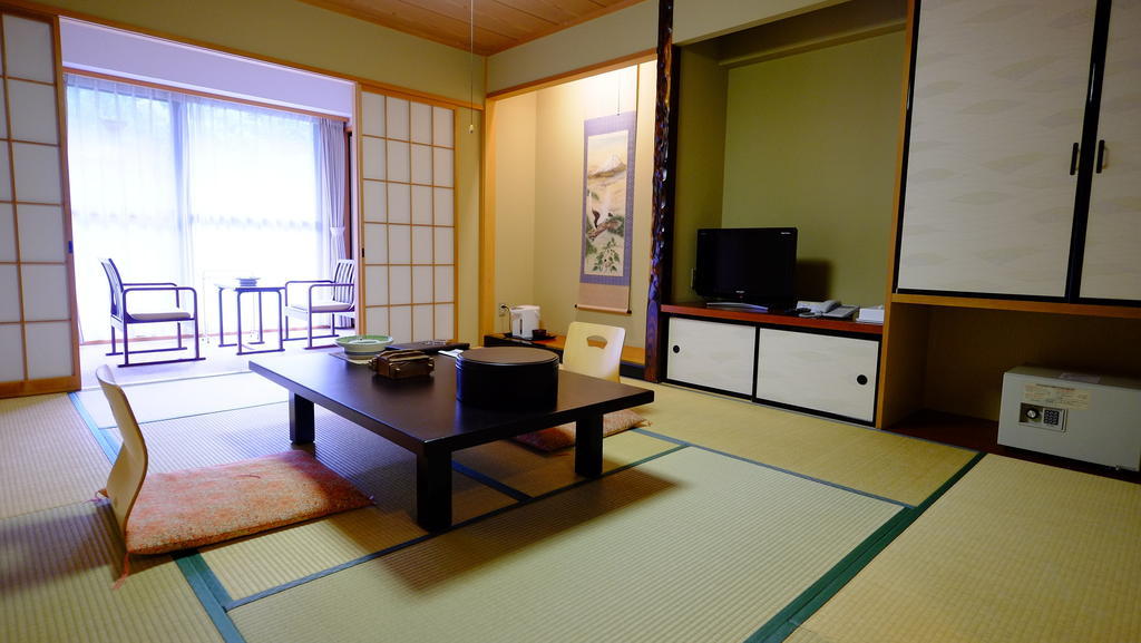 Okuhida Garden Hotel Yakedake Такаяма Екстер'єр фото